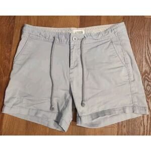 Ultimate Terrain Women's Size 6 Chino Shorts Hiking Outdoors 5" Inseam khaki